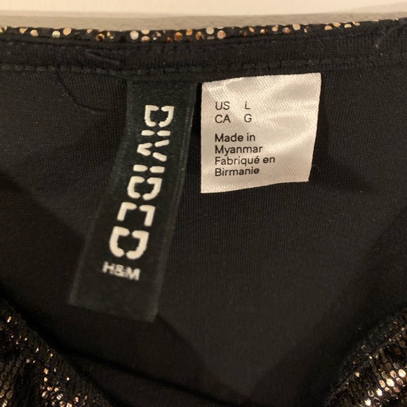 Shiny snakeskin cropped tank - Picture 2 of 3